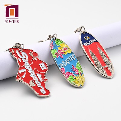 Metal Keychain Creative Club LOGO Cute Key Pendant Wholesale Lacquer Keychain